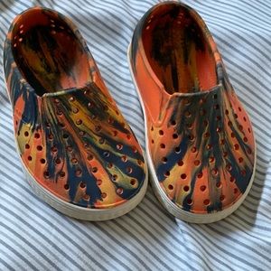 NWOT Native Shoes